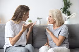 Mẹ chồng trả giá 3 tỷ… đòi tôi ly hôn 