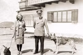 Eva Braun – 16 năm bên Hitler và đám cưới chỉ diễn ra trước cái chết một ngày