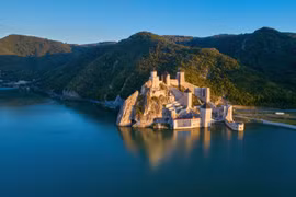 Golubac- thành trì bất khả xâm phạm bên dòng sông huyền thoại châu Âu