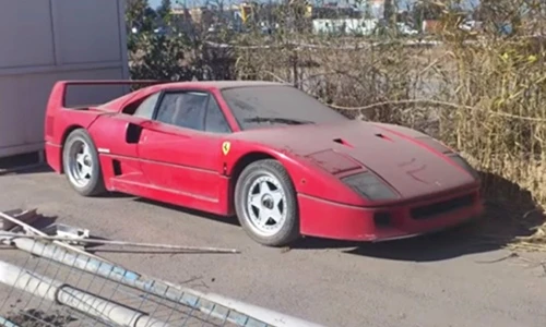Tìm thấy xe Ferrari F40 của con trai cố Tổng thống Sadam Hussein