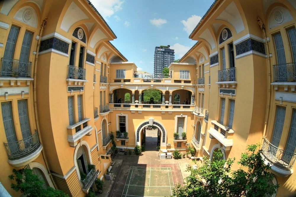 Dinh thự 99 cửa của đại gia giàu bậc nhất Sài Gòn xưa