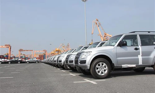 Xe ôtô nhập khẩu từ Indonsia tăng mạnh dịp cuối năm