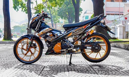 Ngắm xe máy Suzuki Raider 150 độ "siêu chất" tại Sài Gòn