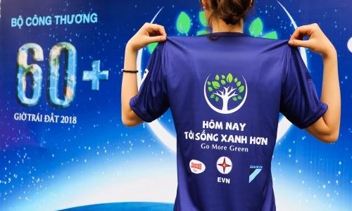 Giới trẻ Hà Nội hào hứng tham gia Lễ Phát động Giờ Trái đất 2018