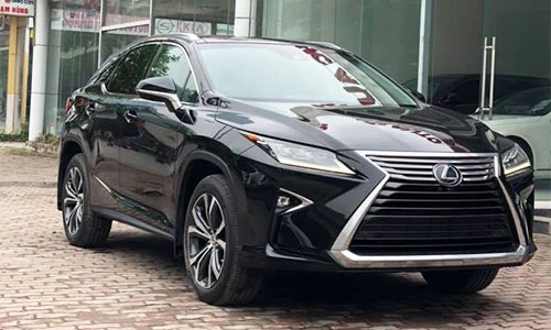 Xe Lexus RX350L 7 chỗ tiền tỷ đầu tiên"cập bến" HN