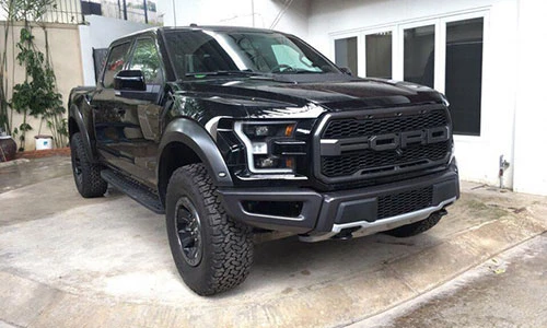 Siêu bán tải Ford F-150 Raptor giá hơn 4 tỷ tại Việt Nam
