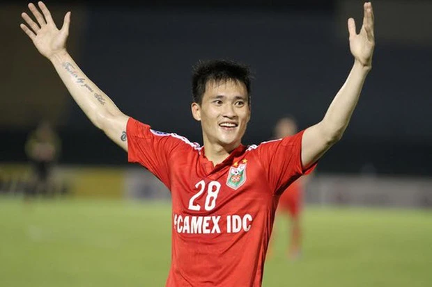 Hé lộ thu nhập và tài sản “kếch xù” của Công Vinh
