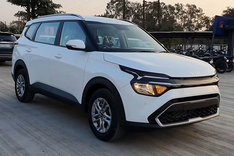 KIA Carens 2022 giá rẻ sắp về Việt Nam, Toyota Veloz dè chừng