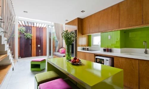 Nhà 32m2 trong hẻm ở Sài Gòn đẹp không khác gì biệt thự mặt tiền