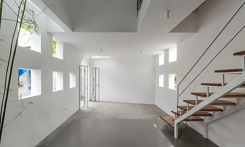 Nhà sâu hun hút ở Nghệ An vẫn ngập tràn ánh nắng