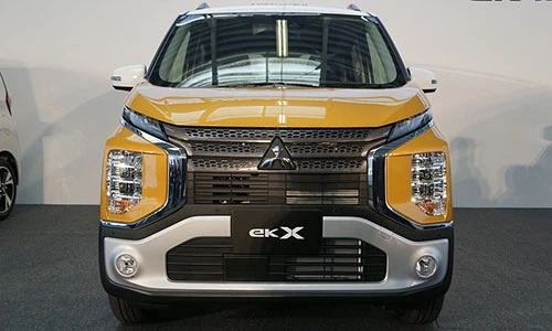 Cận cảnh Mitsubishi eK X đẹp hơn Xpander giá chỉ 230 triệu