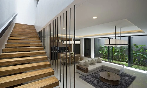 Nhà ống đẹp say lòng với sân vườn bên trong