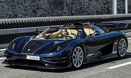 Koenigsegg "dằn mặt" Bonhams do định giá thấp siêu xe One:1
