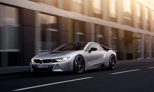 Hãng độ Đức tung loạt sản phẩm nâng cấp mới cho BMW i8