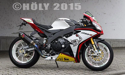 Biker Việt độ “đồ chơi khủng” cho siêu phẩm Aprilia RSV4 Racing
