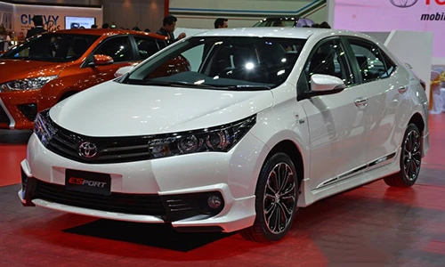 Toyota ra mắt Corolla Altis Esport phiên bản giới hạn