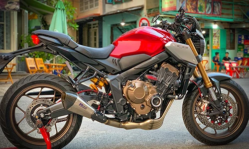 Dân chơi Sài Gòn chi cả trăm triệu độ Honda CB650R 