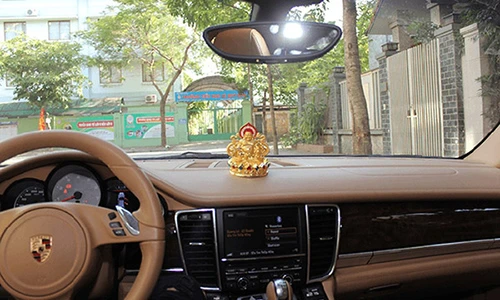 Đặt tượng Phật trong ôtô, làm sao để có Phật trong xe?