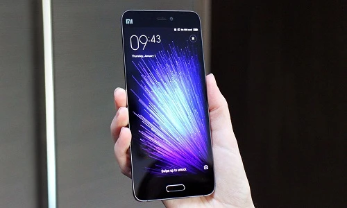 Độc đáo những smartphone được làm từ gốm