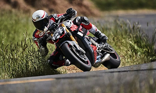 Siêu phẩm môtô Ducati Streetfighter V4 mới lộ diện