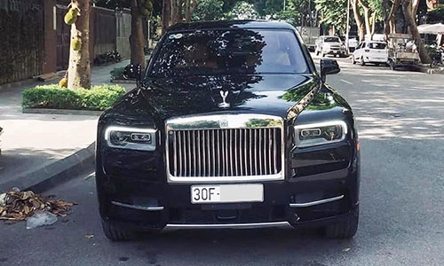 Xe Rolls-Royce Cullinan hơn 41 tỷ ra biển trắng ở Hà Nội