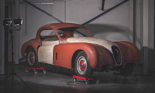 Xe "đồng nát" Jaguar XK120 dự kiến bán tới 3 tỷ đồng
