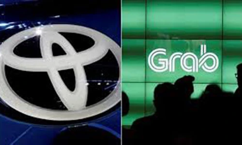 Toyota đầu tư 1 tỷ USD vào dịch vụ xe công nghệ Grab