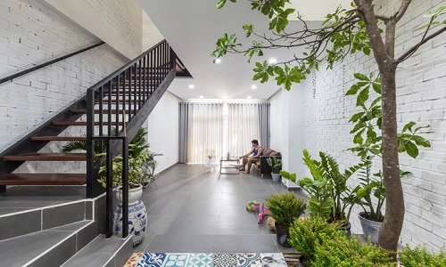 Nhà phố 4 tầng 900 triệu đẹp mê ly ở Sài Gòn