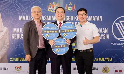 VinFast nhận chứng chỉ an toàn 5 sao ASEAN NCAP cho LUX 