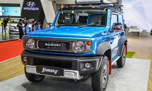 Xe "giá rẻ" Suzuki Jimny bán gần 2 tỷ đồng tại Singapore