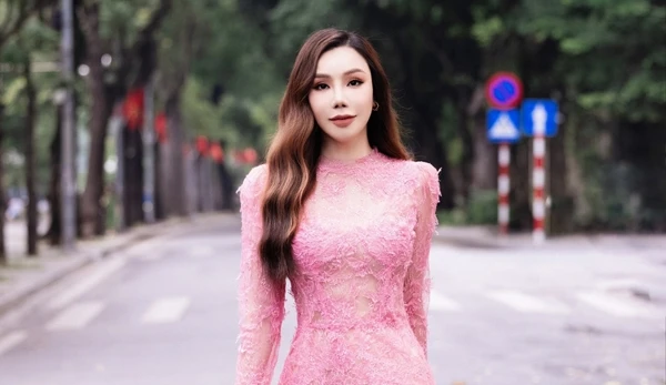 Hồ Quỳnh Hương: Gương mặt thay đổi thế nào mà khán giả giật mình?