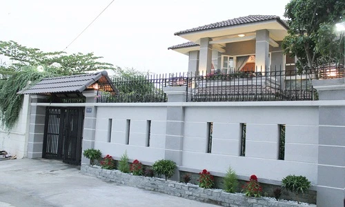 Khu vườn bạc tỷ trong căn biệt thự 300m2 của Cao Thái Sơn