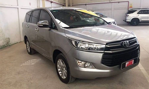 Toyota Innova 2016 dùng chán bán vẫn hơn 700 triệu đồng