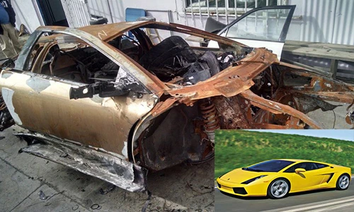 "Cục sắt gỉ" Lamborghini Murcielago thét giá 350 triệu
