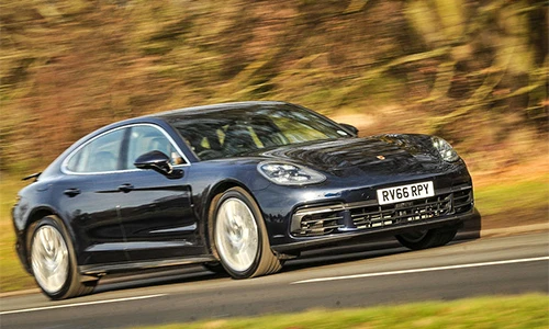 Porsche ngừng sản xuất động cơ diesel, đẩy mạnh xe điện 
