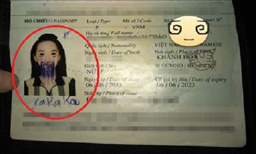 Ác mộng khi những tờ hộ chiếu bị vẽ bậy thảm hại