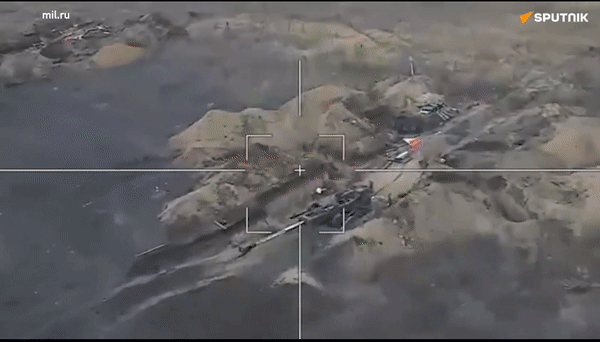 Cả hai xe Stryker sau khi bị trúng UAV tự sát đã bốc cháy dữ dội, hiện chưa rõ số phận của kíp xe cũng như liệu có bộ binh đi kèm xe hay không. Bộ Quốc phòng Nga và Quân đội Ukraine chưa bình luận về thông tin trên.