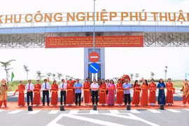 Vĩnh Long: Khánh thành Khu công nghiệp Phú Thuận vốn 3.582 tỷ đồng