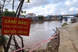 Cà Mau chi hơn 26.800 tỷ đồng phòng, chống sạt lở bờ sông, bờ biển