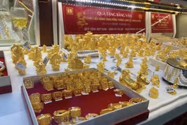 Vàng nhẫn giảm mạnh, vàng miếng SJC tiếp tục “hạ nhiệt” sáng 20/6