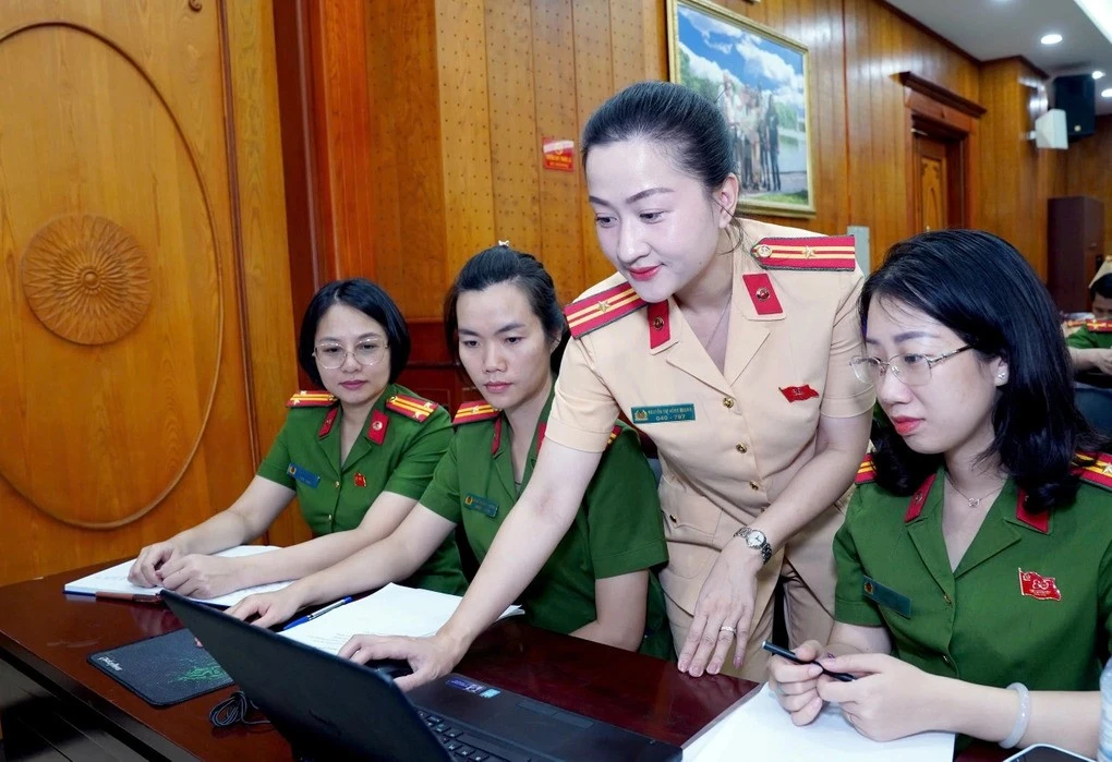 [VIDEO] Tra cứu GPLX trực tuyến tại Hà Nội – Tiện lợi và nhanh chóng