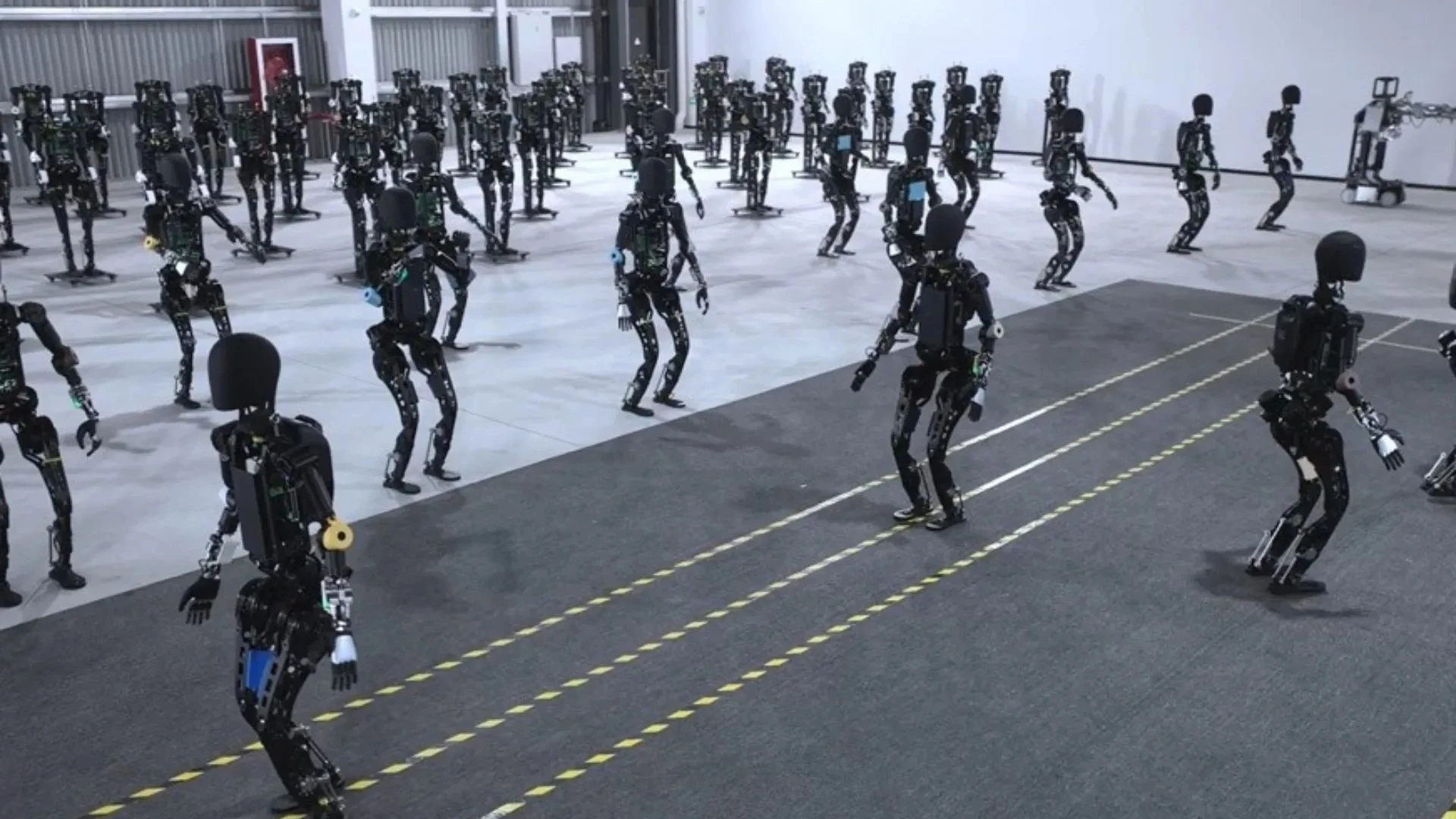 Trung Quốc cảnh báo mối đe dọa từ robot hình người