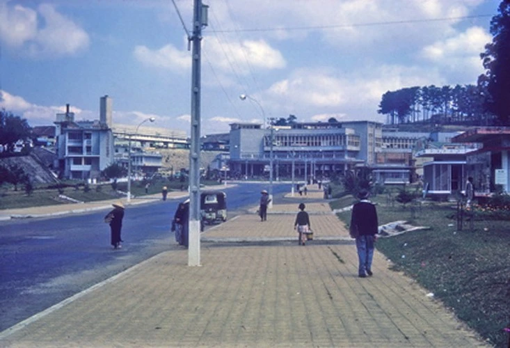 Phố núi Đà Lạt năm 1965 tuyệt đẹp qua ảnh của người Mỹ