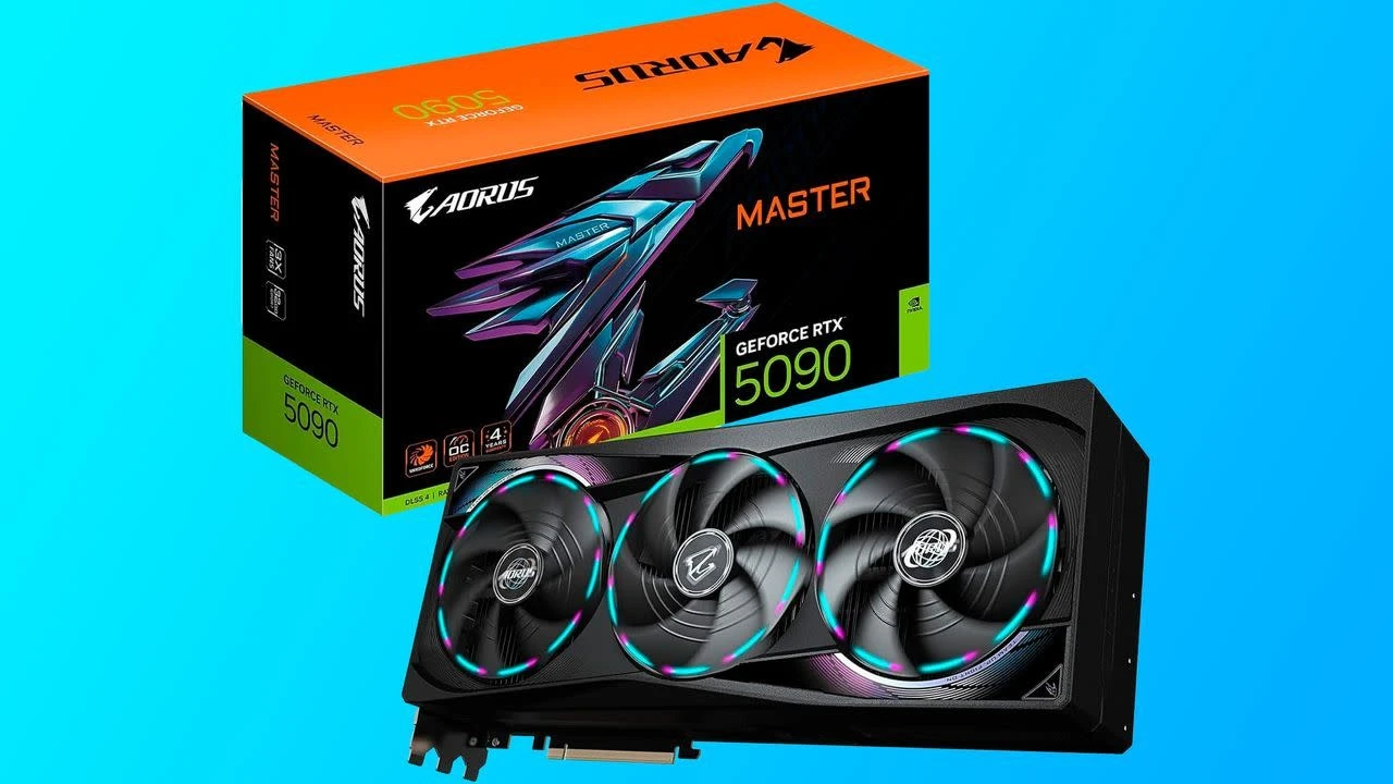 Mua RTX 5090 giá rẻ trên Amazon, nhận về túi đeo hông 