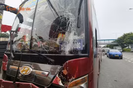 Hành khách xe giường nằm một phen hãi hùng vì TNGT liên hoàn