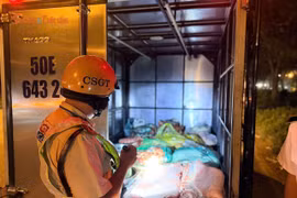 Gần 1 tấn động vật “trôi nổi” bị ngăn chặn ở cửa ngõ TP HCM