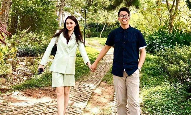 Loạt ảnh ngọt ngào của Hương Giang và bạn trai Matt Liu