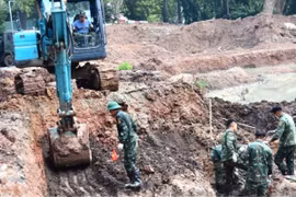 Tiếp tục tìm thấy 8 hài cốt liệt sĩ tại Công viên Lê Thị Riêng