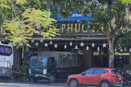 Nhiều công an xuất hiện tại Công ty vàng bạc đá quý Phúc Thành ở Ninh Bình