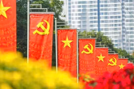 Đảng, Nhà nước tặng quà nhân dịp chào mừng Đại hội XIV của Đảng và Tết Bính Ngọ
